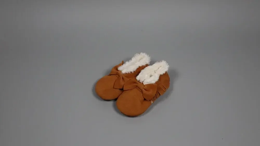 HONGTEYA Baby Moccasins with Fur Fleece Rubber Soles Warm Size 5